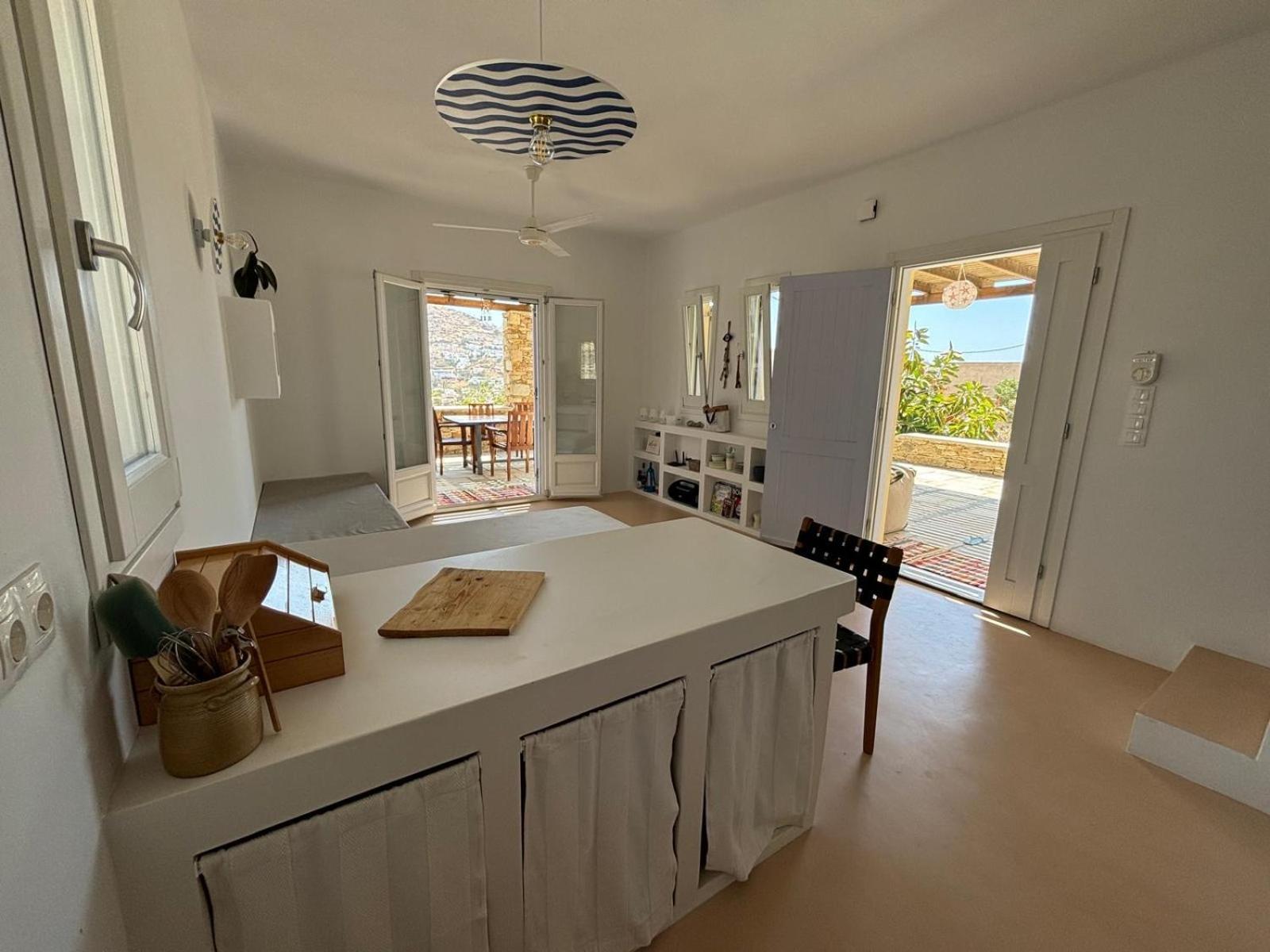 Euphrosyne Villa Chora  Exterior photo