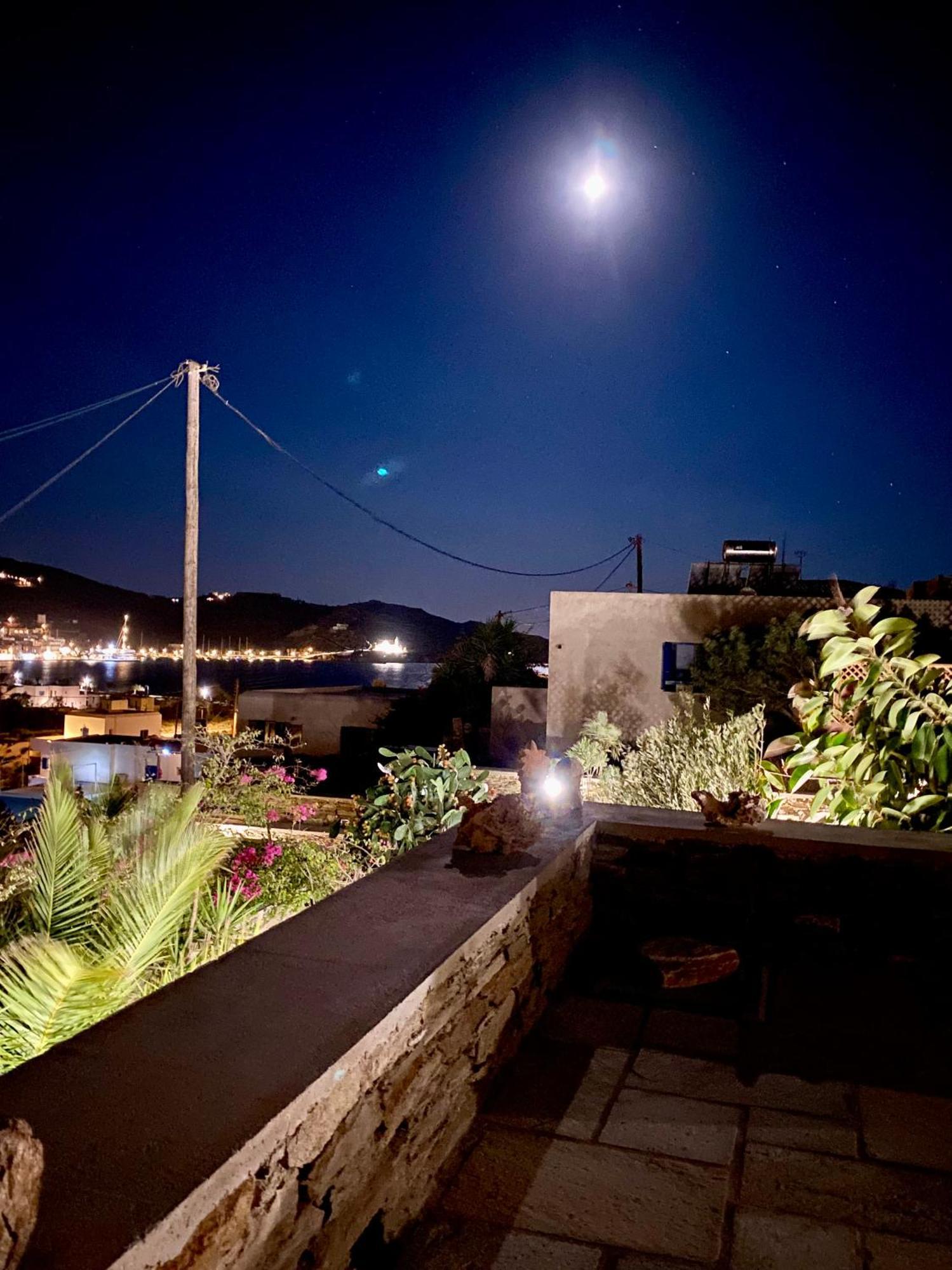 Euphrosyne Villa Chora  Exterior photo